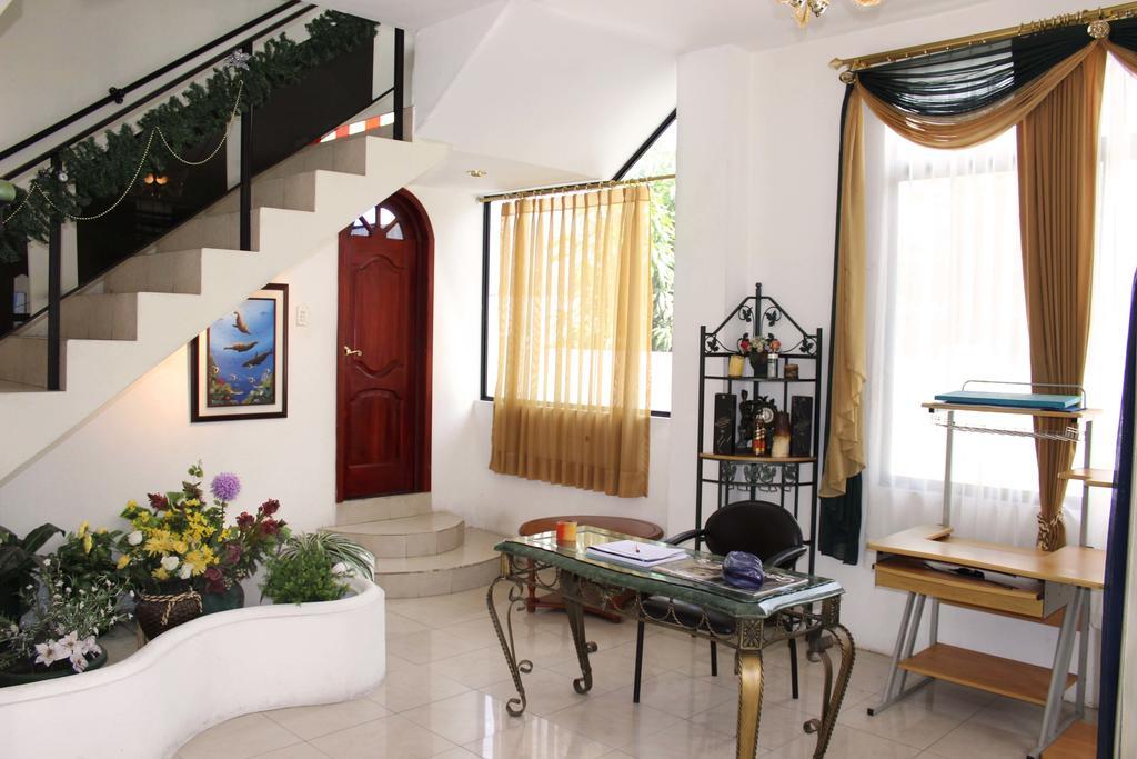Hotel Planet House Puerto Ayora  Exteriér fotografie